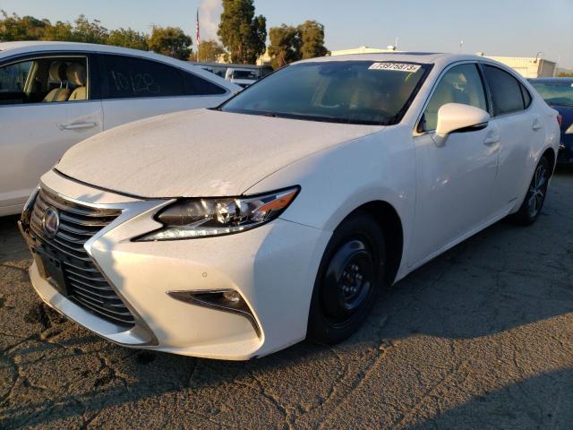 2018 Lexus ES 300h 