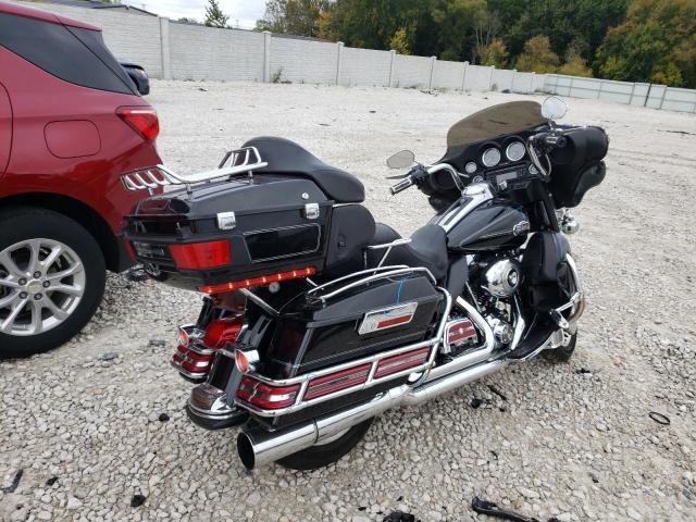 2010 HARLEY-DAVIDSON FLHTCU 1HD1FC410AB652208
