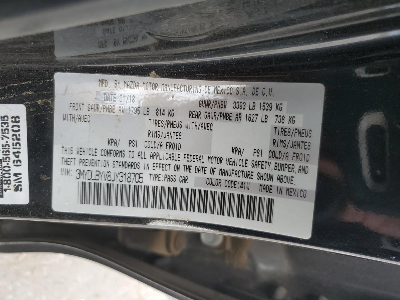 3MYDLBYV8JY318705 2018 Toyota Yaris Ia