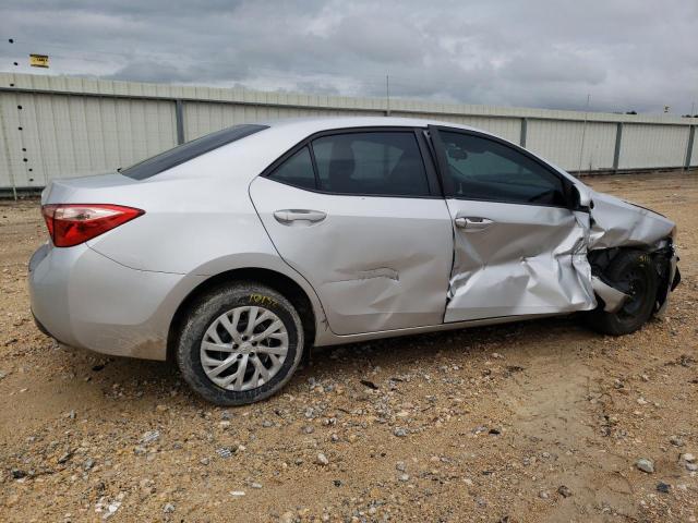  TOYOTA COROLLA 2017 Сріблястий