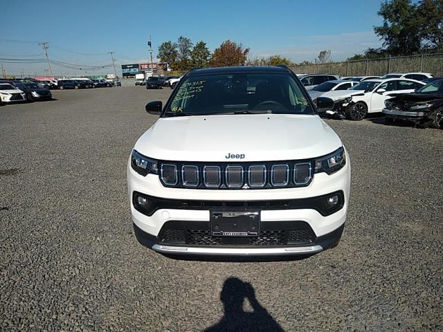 3C4NJDCB8NT134854 Jeep Compass Limited