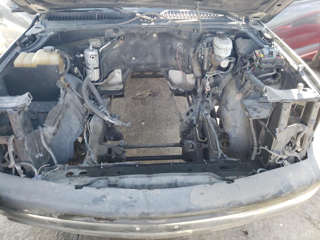 1GNEC13V13R315990 2003 Chevrolet Tahoe C1500