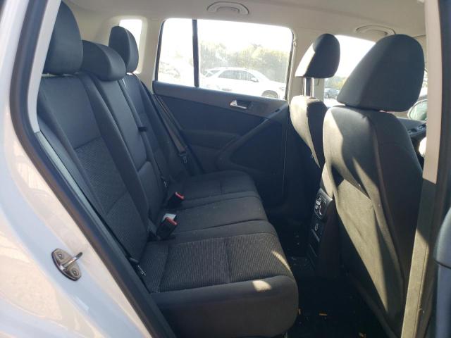2015 VOLKSWAGEN TIGUAN S - WVGBV7AX1FW566409