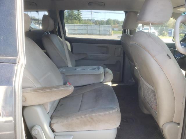 KNDMB5C17F6036755 KIA SEDONA LX