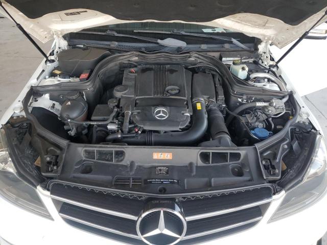 WDDGJ4HB6FG372067 Mercedes-Benz C 250