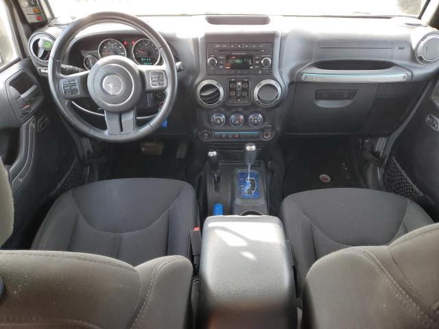1C4BJWDG4GL114883 Jeep Wrangler Unlimited Sport
