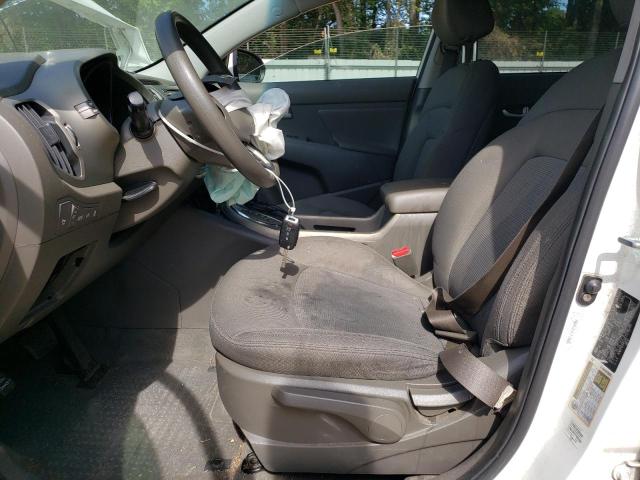 KNDPB3ACXE7578088 KIA Sportage Base
