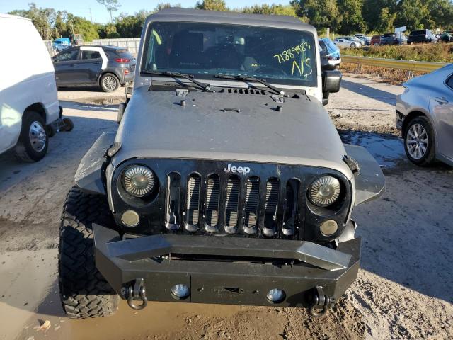 1C4BJWDG2EL156160 Jeep Wrangler Unlimited Sport