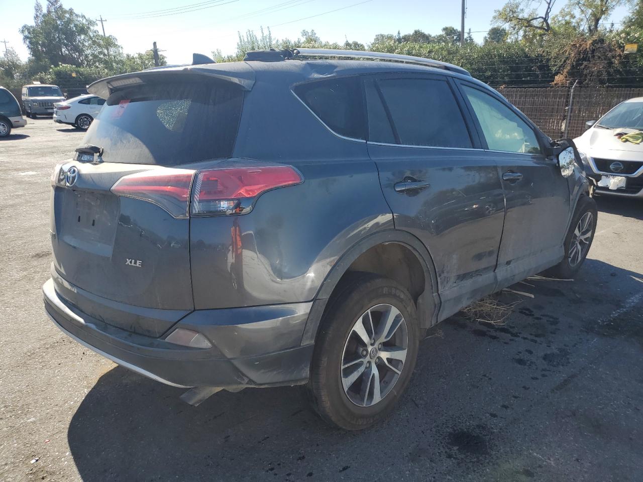 Lot #3312250890 2016 TOYOTA RAV4 XLE
