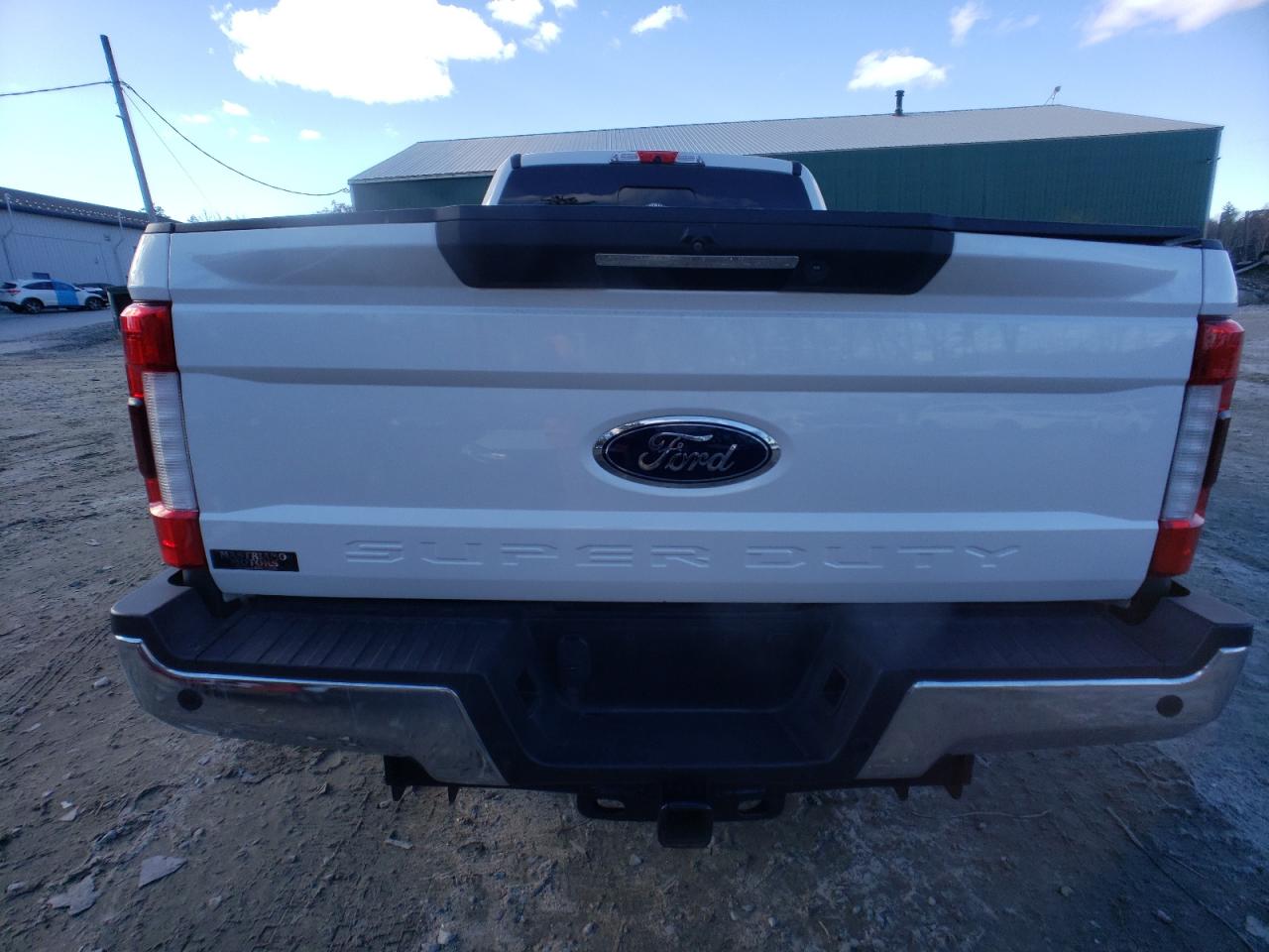 Lot #3033122997 2019 FORD F350 SUPER