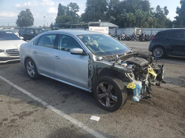 2015 VOLKSWAGEN PASSAT S - 1VWAT7A30FC103341