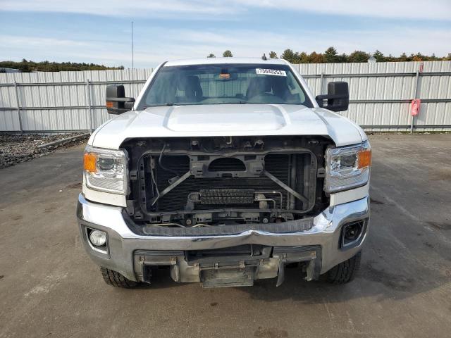 1GT22YEG4FZ105829 GMC Sierra K2500 Sle