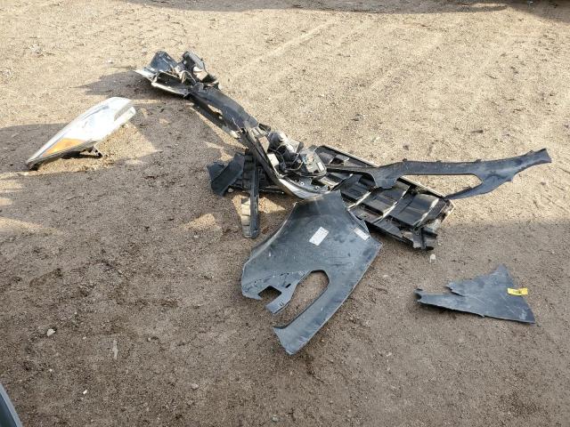1FMCU0J99EUE24688 Ford Escape Titanium