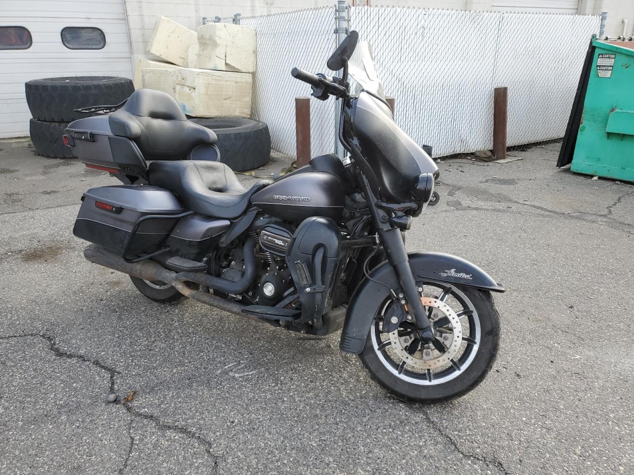 1HD1KED18HB651874 HARLEY-DAVIDSON FLHTK ULTR 2017