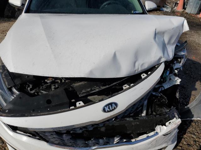 5XXGT4L31KG275218 2019 Kia Optima Lx