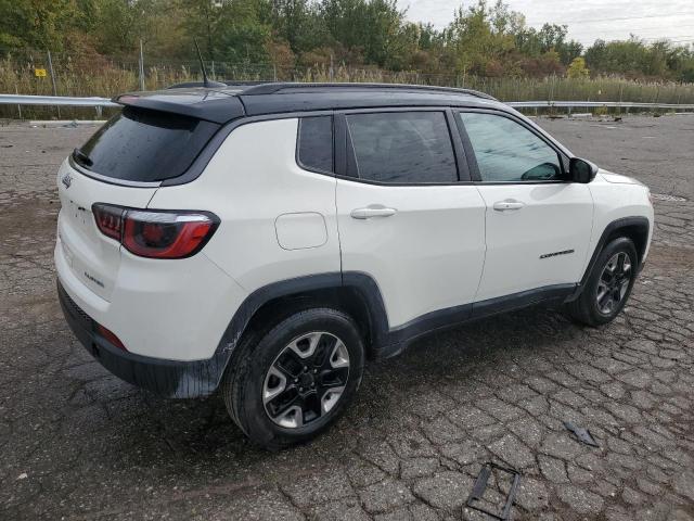 3C4NJDCB8KT714049 Jeep Compass Limited