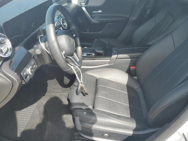 WDD3G4EB9LW041597 Mercedes-Benz A 220