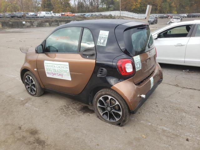 VIN WMEFJ5DA1GK060814 2016 Smart Fortwo no.2