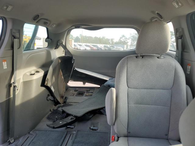 5TDZK3DC3GS700688 Toyota SIENNA
