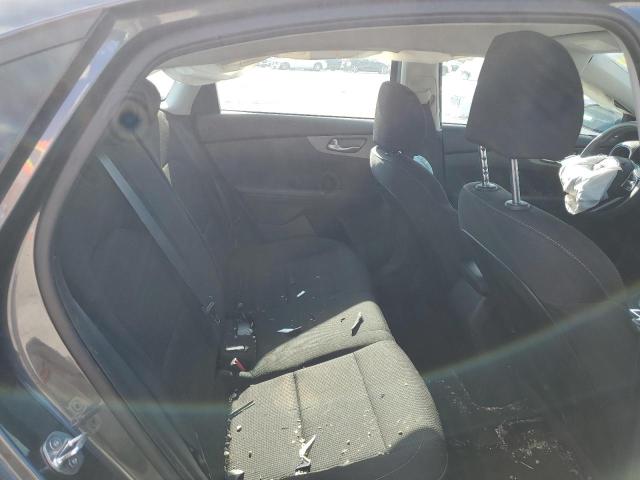 3KPF24AD4ME405420 2021 Kia Forte Fe