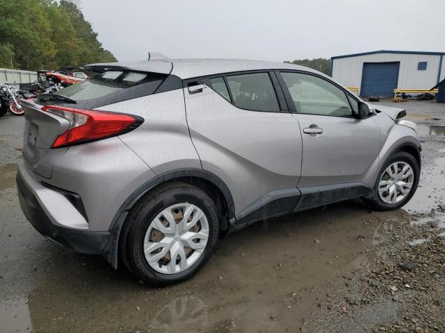 JTNKHMBX4K1053943 Toyota C-HR XLE 3