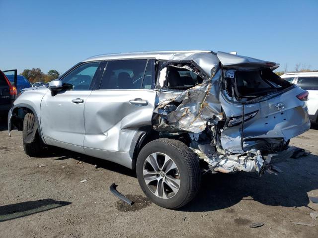 VIN 5TDGZRBH9MS553602 2021 Toyota Highlander, Xle no.2