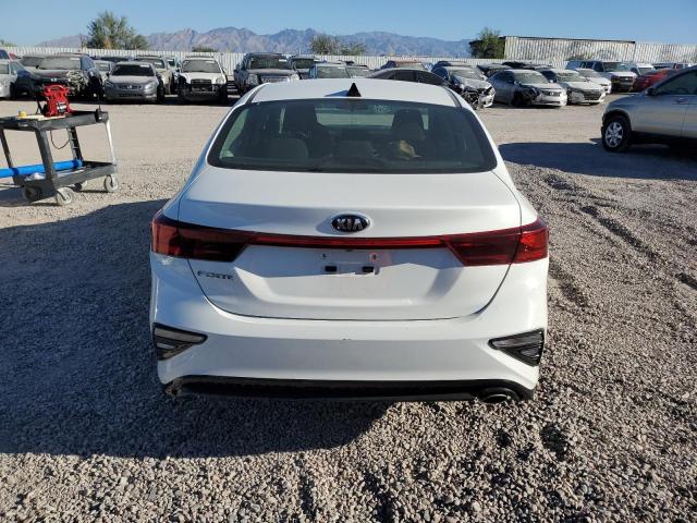 3KPF24AD2LE208969 KIA FORTE FE