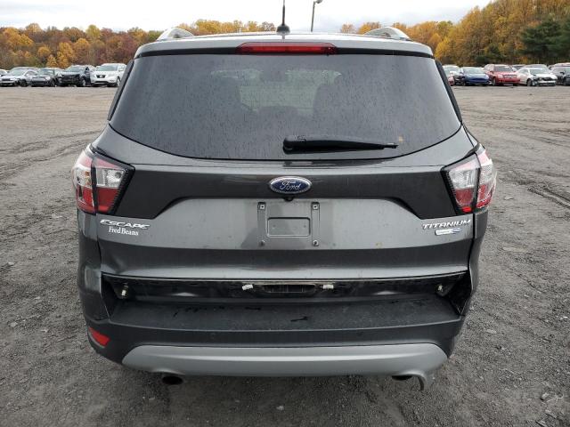 1FMCU9J98HUD63813 Ford Escape Titanium