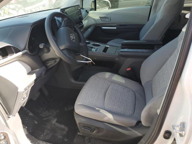 5TDKRKEC7NS134280 Toyota SIENNA LE