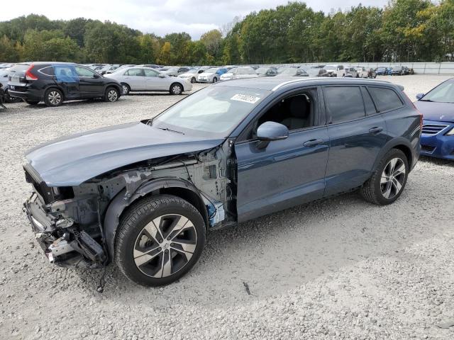 2021 Volvo V60 Cross Country 