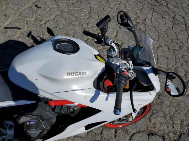 2017 DUCATI SUPERSPORT ZDMVABDS6HB003001
