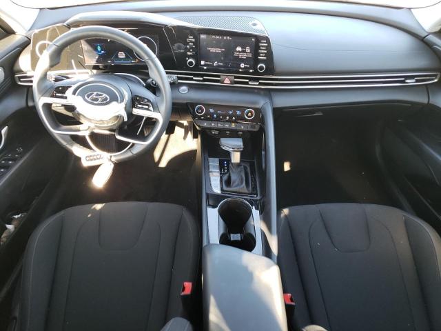 5NPLS4AGXNH077222 Hyundai ELANTRA SEL