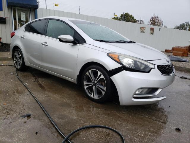KNAFZ4A88E5050809 KIA FORTE EX