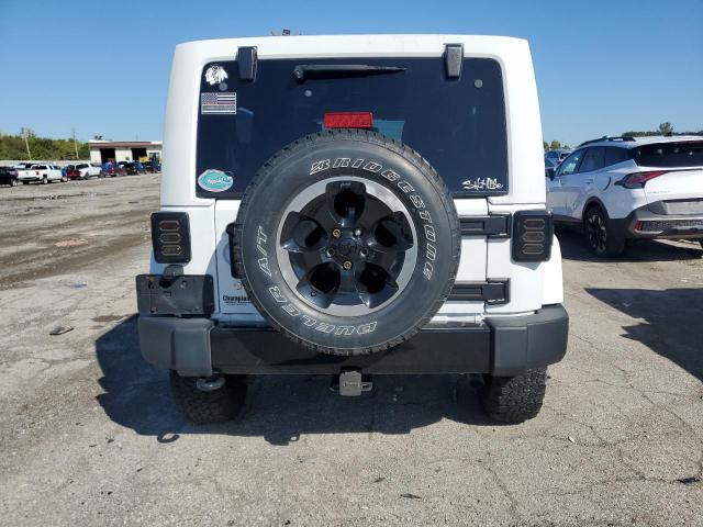 1C4BJWEG1EL199015 Jeep Wrangler Unlimited Sahara