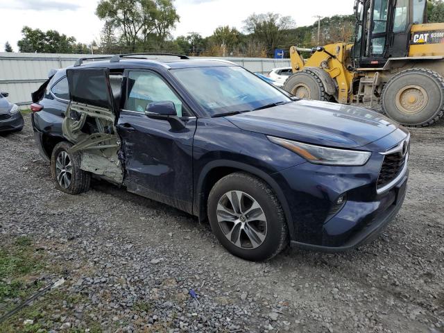 VIN 5TDGZRBH6MS531508 2021 Toyota Highlander, Xle no.4