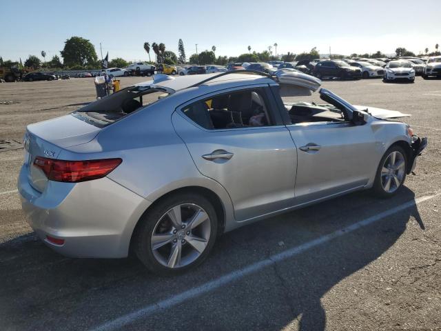 19VDE1F32EE001197 Acura ILX 20