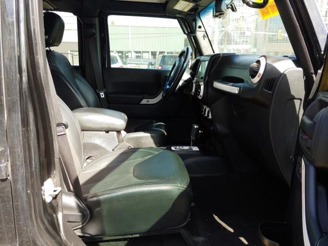 1C4BJWDG8GL180546 Jeep Wrangler Unlimited Sport
