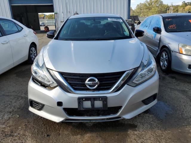 1N4AL3AP3HN315260 Nissan ALTIMA 2.5