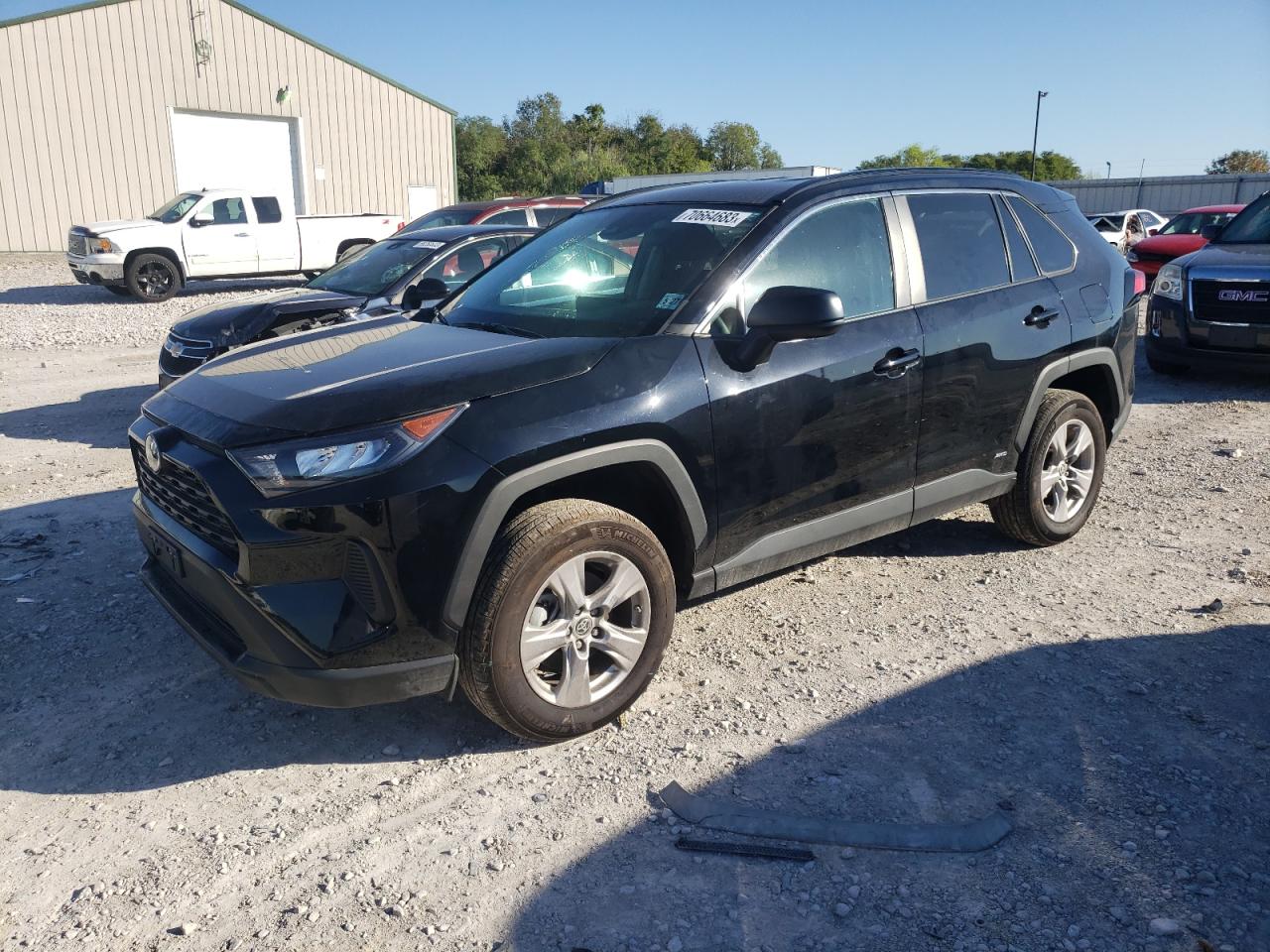 VIN: 2T3LWRFV2NW140413 2022 TOYOTA RAV4