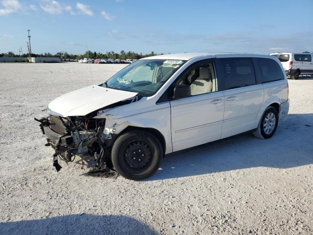 2010 Chrysler Town & Country LX