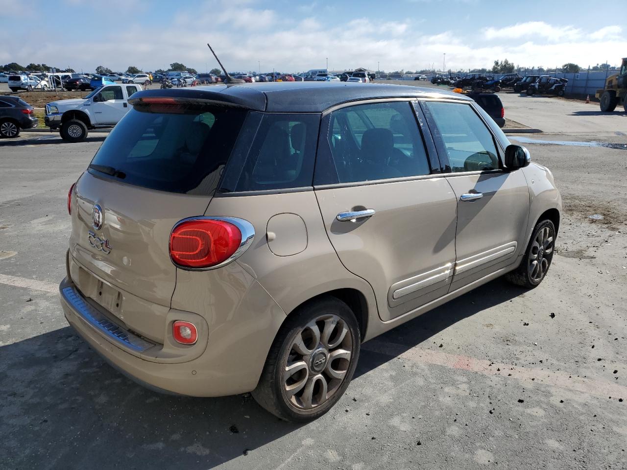 2014 Fiat 500L Lounge vin: ZFBCFACH8EZ029707