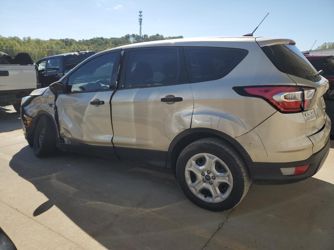 2017 Ford Escape S vin: 1FMCU0F78HUB87476