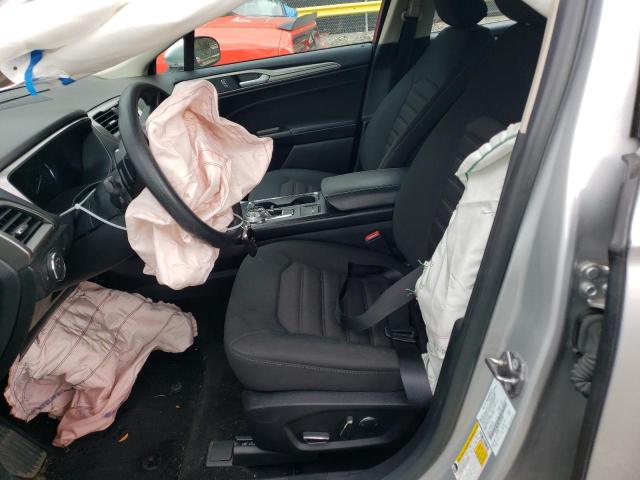 3FA6P0HD3JR165366 Ford FUSION SE