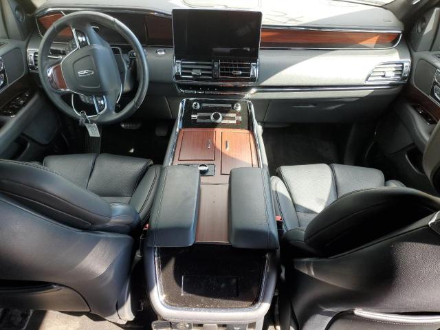 5LMJJ3LG8PEL05960 Lincoln Navigator L Reserve