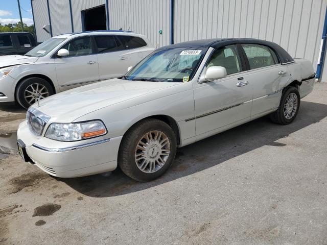 2007 Lincoln Town Car Signature Limited