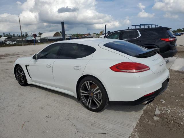 WP0AA2A79FL003902 Porsche PANAMERA 2