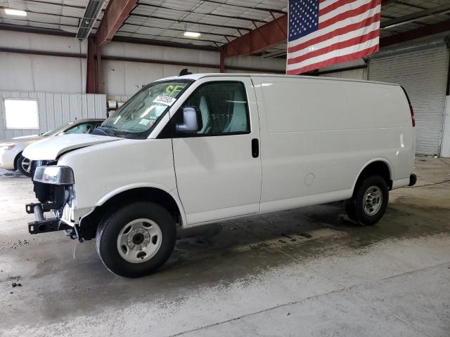 2022 GMC Savana Cargo Van 