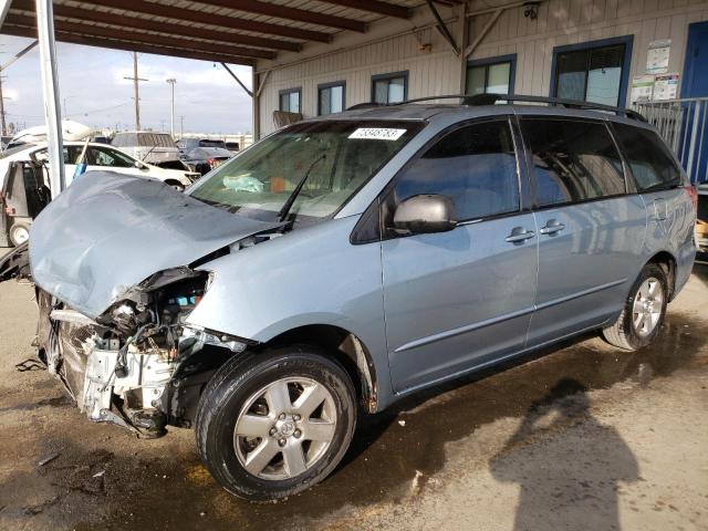 2004 Toyota Sienna CE