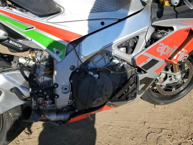 2018 APRILIA RSV4 ZD4KEU009JS001501