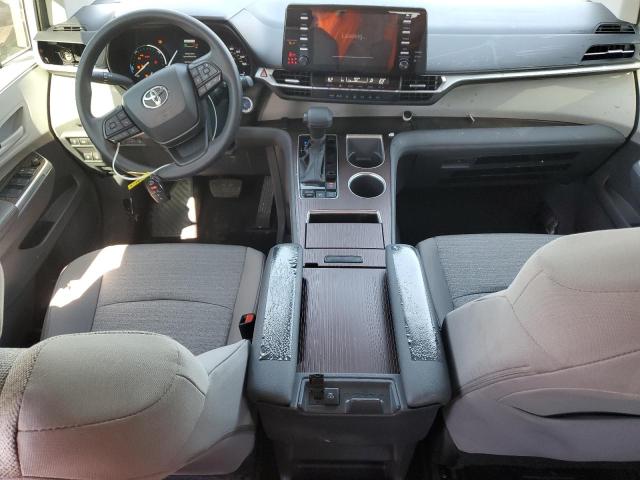 5TDKRKEC7NS134280 Toyota SIENNA LE
